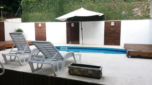 Casa com 3 Quartos à venda, 296m² no Nonoai, Porto Alegre
