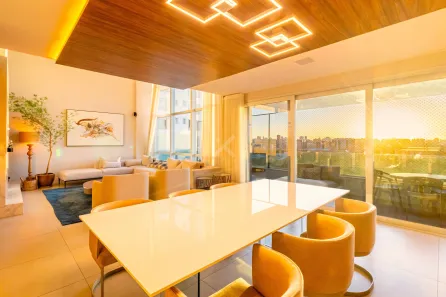 Apartamento com 3 Quartos para venda ou aluguel, 226m² no Jardim Europa, Porto Alegre