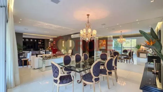 Apartamento com 4 Quartos para alugar, 226m² no Moema, São Paulo
