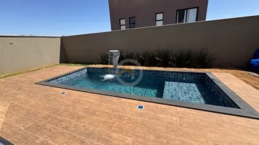 Sobrado com 4 Quartos à venda, 213m² no Jardins Porto, Senador Canedo
