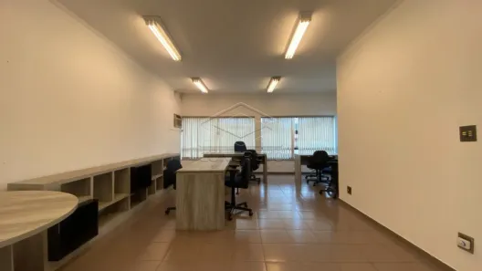 Sala Comercial para alugar, 25m² no Centro, Jaú