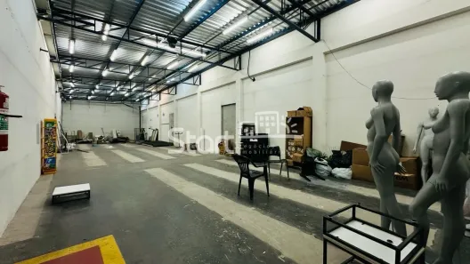 Prédio Comercial com 1 Quarto à venda, 493m² no Centro, Campinas