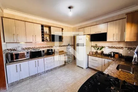 Casa com 6 Quartos à venda, 315m² no Vila São Silvestre, Barueri