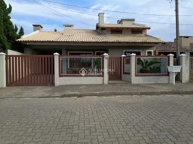 Casa com 4 Quartos à venda, 216m² no XANGRI-LÁ, Xangri-lá