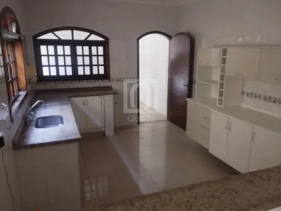Sobrado com 3 Quartos à venda, 174m² no Jardim Pacaembu, Sorocaba