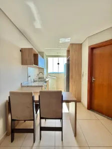 Apartamento com 1 Quarto para alugar, 27m² no Vila Esperança, Maringá