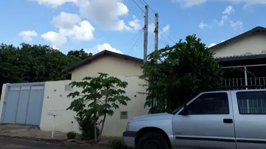 Casa com 2 Quartos à venda, 180m² no Jardim Continental, Marília