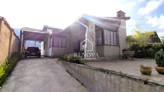 Casa com 3 Quartos à venda, 185m² no Jardim Cascata, Teresópolis