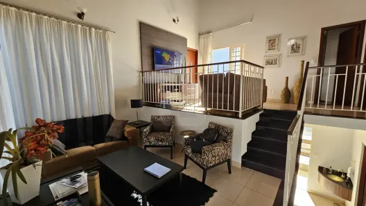 Casa com 4 Quartos para alugar, 180m² no Cidade Jardim, Uberlândia