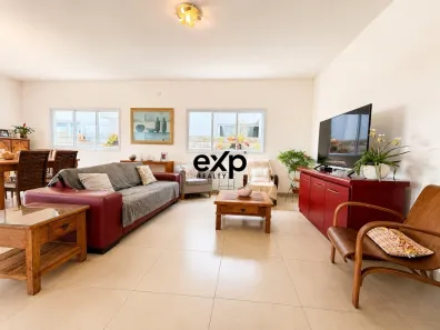 Casa com 3 Quartos à venda, 222m² no Via Castelli, Louveira