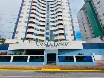 Apartamento com 3 Quartos para alugar, 90m² no Córrego Grande, Florianópolis
