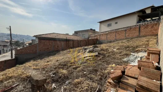 Lote/Terreno com 1 Quarto à venda, 1m² no Diamante (Barreiro), Belo Horizonte