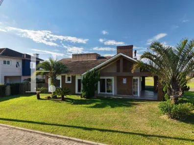 Casa de Condomínio com 4 Quartos à venda, 280m² no Atlântida-Sul, Osório