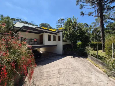 Casa de Condomínio com 3 Quartos à venda, 395m² no Carangola, Petrópolis