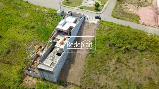 Lote/Terreno à venda, 426m² no Jardim Amália, Volta Redonda