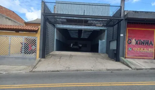 Galpão/Depósito/Armazém à venda, 225m² no Jardim Santo Estêvão, Carapicuíba