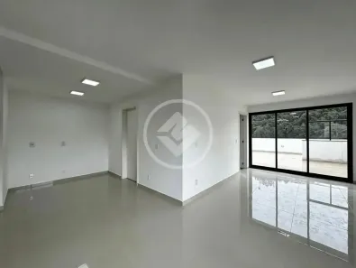Cobertura com 2 Quartos para alugar, 146m² no Várzea, Teresópolis