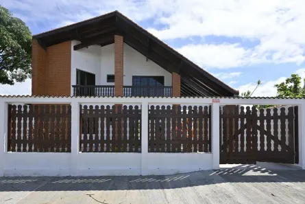 Sobrado com 3 Quartos à venda, 176m² no Parque Turistico, Peruíbe