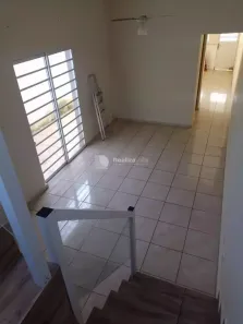 Sobrado com 3 Quartos à venda, 117m² no Vila São José, Taubaté