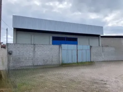 Galpão/Depósito/Armazém para alugar, 600m² no Parque São Benedito, Campos dos Goytacazes