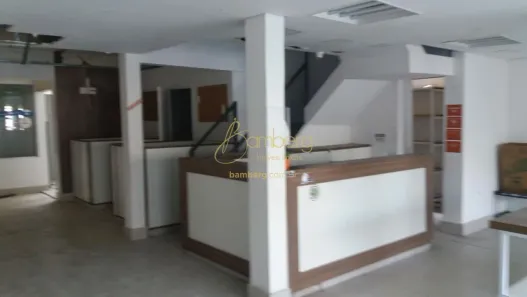 Ponto Comercial para alugar, 256m² no Campo Belo, São Paulo