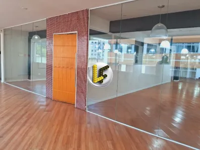 Sala Comercial para alugar, 200m² no Centro, São Caetano do Sul