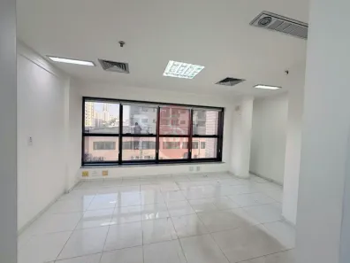 Sala Comercial à venda, 30m² no Vila Gomes Cardim, São Paulo