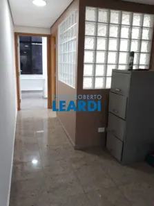 Sala Comercial à venda, 45m² no Indianópolis, São Paulo
