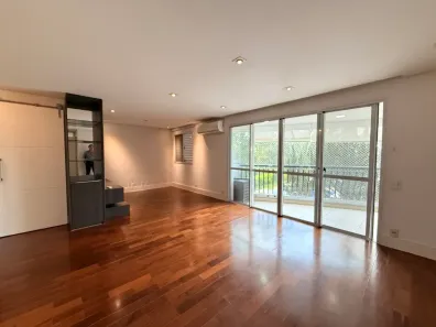 Apartamento com 3 Quartos para venda ou aluguel, 135m² no Cidade São Francisco, São Paulo