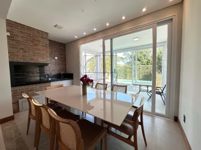 Casa com 4 Quartos à venda, 243m² no Jurerê Internacional, Florianópolis