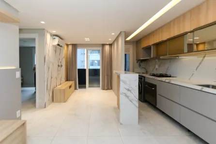Apartamento com 2 Quartos para alugar, 53m² no Centro, Canoas