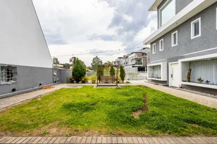 Casa com 9 Quartos para alugar, 500m² no Cascatinha, Curitiba