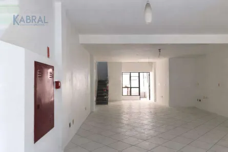 Ponto Comercial para alugar, 113m² no Centro, Florianópolis