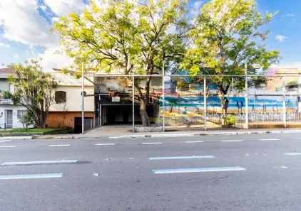Prédio Comercial para alugar, 180m² no Santana, São Paulo