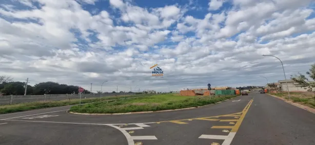 Lote/Terreno à venda, 300m² no Betel, Paulínia