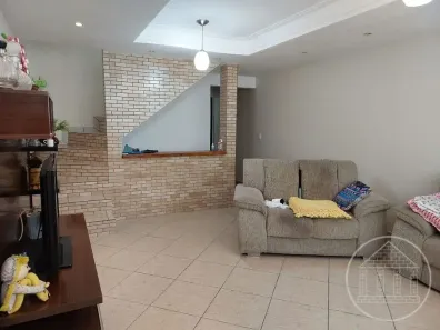 Sobrado com 3 Quartos à venda, 142m² no Jardim Kika, São Paulo