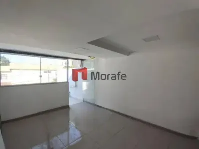 Casa com 2 Quartos para alugar, 80m² no Vila Cloris, Belo Horizonte