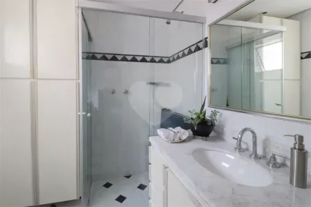 Apartamento com 4 Quartos para venda ou aluguel, 197m² no Itaim Bibi, São Paulo