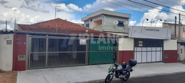 Casa com 3 Quartos à venda, 237m² no Jardim Pinheiros (Vila Xavier), Araraquara
