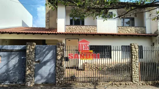 Imóvel Comercial com 4 Quartos para alugar, 237m² no Zona 04, Maringá