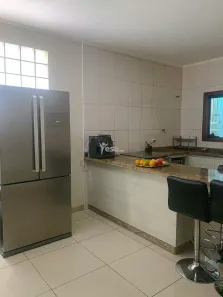 Casa com 3 Quartos à venda, 174m² no Jardim Stella, Santo André
