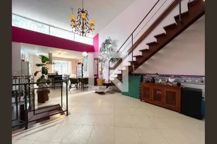 Casa com 4 Quartos à venda, 234m² no Mirandópolis, São Paulo