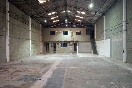 Galpão/Depósito/Armazém para alugar, 569m² no Paulicéia, São Bernardo do Campo