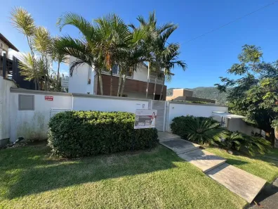 Casa com 4 Quartos à venda, 450m² no João Paulo, Florianópolis