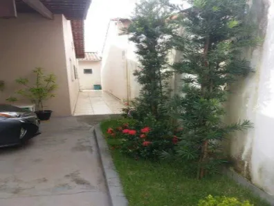 Casa com 3 Quartos à venda, 200m² no Jardim Europa, Uberlândia
