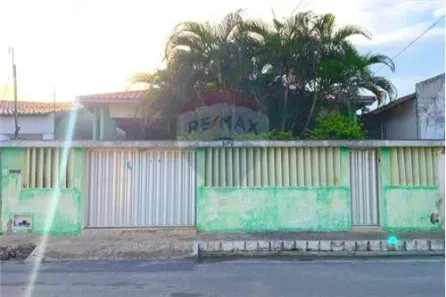 Casa com 3 Quartos à venda, 188m² no Flores, Iguatu