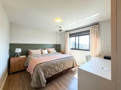 Apartamento com 3 Quartos para alugar, 125m² no Água Verde, Curitiba