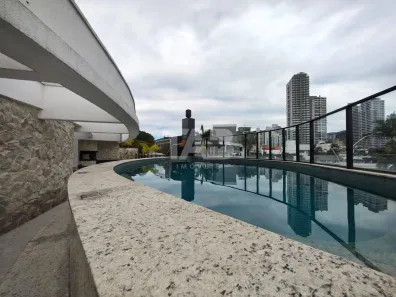 Apartamento com 3 Quartos à venda, 136m² no Praia dos Amores, Balneário Camboriú