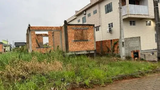 Lote/Terreno à venda, 325m² no Quarta Linha, Criciúma