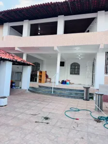 Casa com 2 Quartos para alugar, 180m² no Alto do Calhau, São Luís